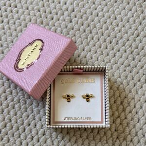 Gold Cake Bee Stud Earrings